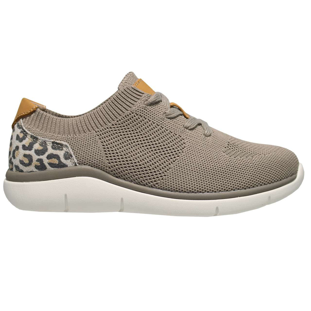 Propet Sachi Women's Knit Sneaker – Sand