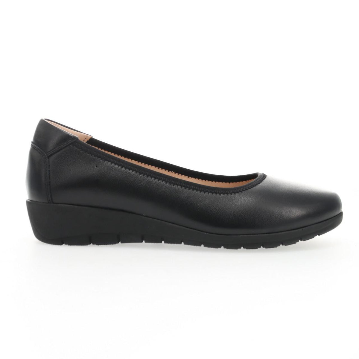 Propet Yara Women's Slip-On – Black