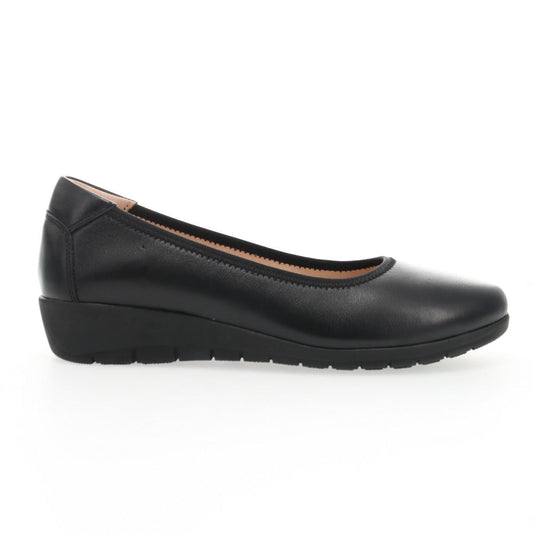 Propet Yara Women's Slip-On – Black