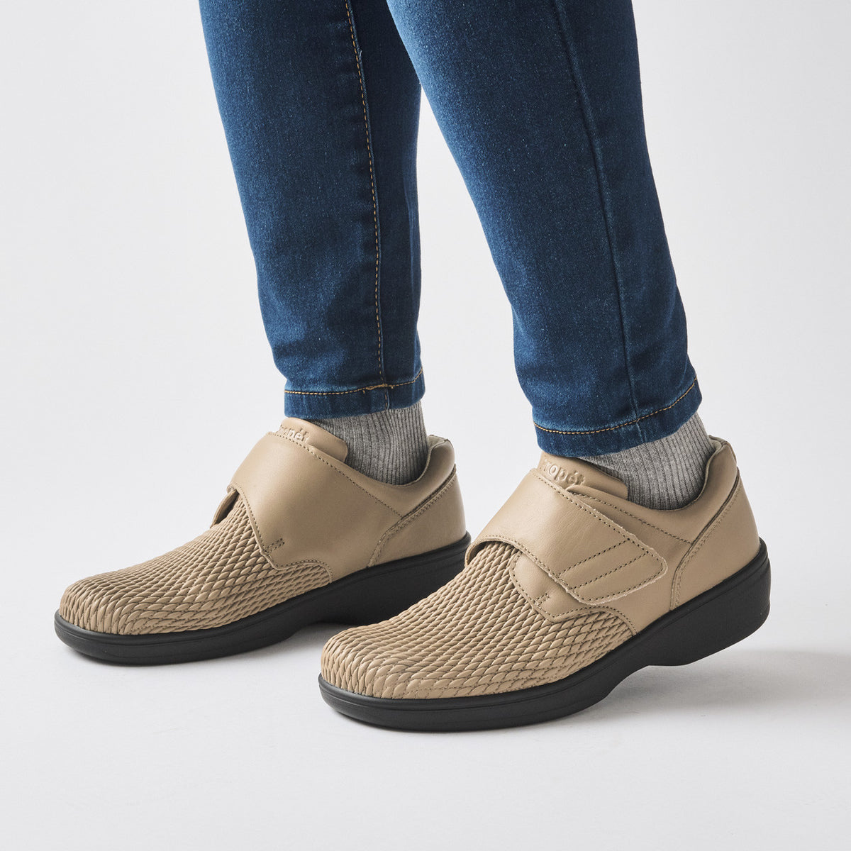 Propet Olivia Stretchable Casual Wellness Shoe