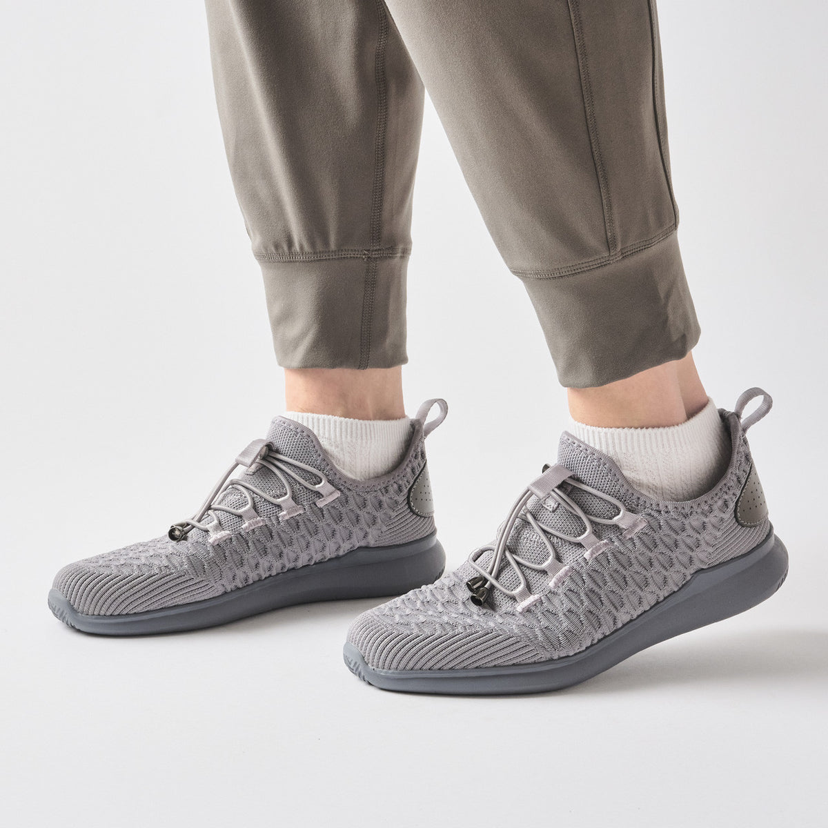Propet TravelBound Womens Sneaker