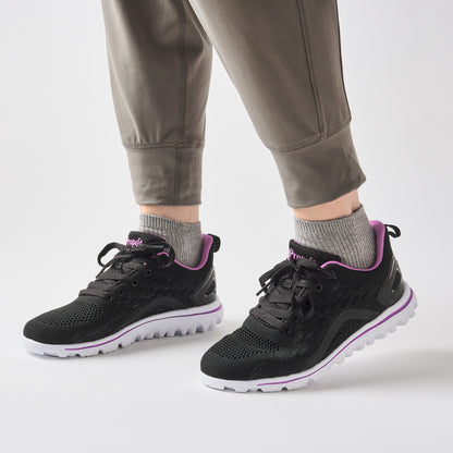 Propet TravelActiv™ Axial Comfort Sneaker