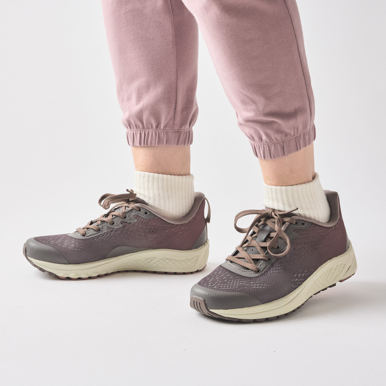 Propet Propét One Evolve Athletic Sneaker
